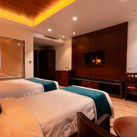 Galaxy Garden Resort Bharatpur  Ngoại thất bức ảnh