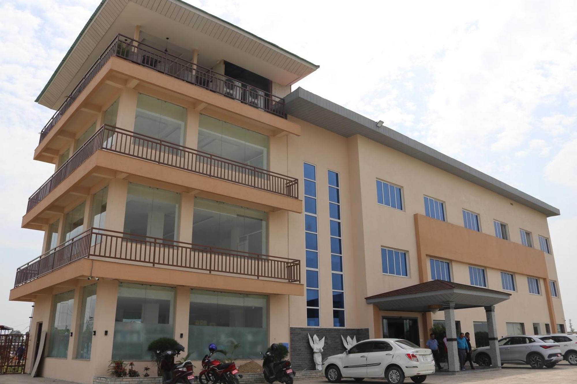 Galaxy Garden Resort Bharatpur  Ngoại thất bức ảnh