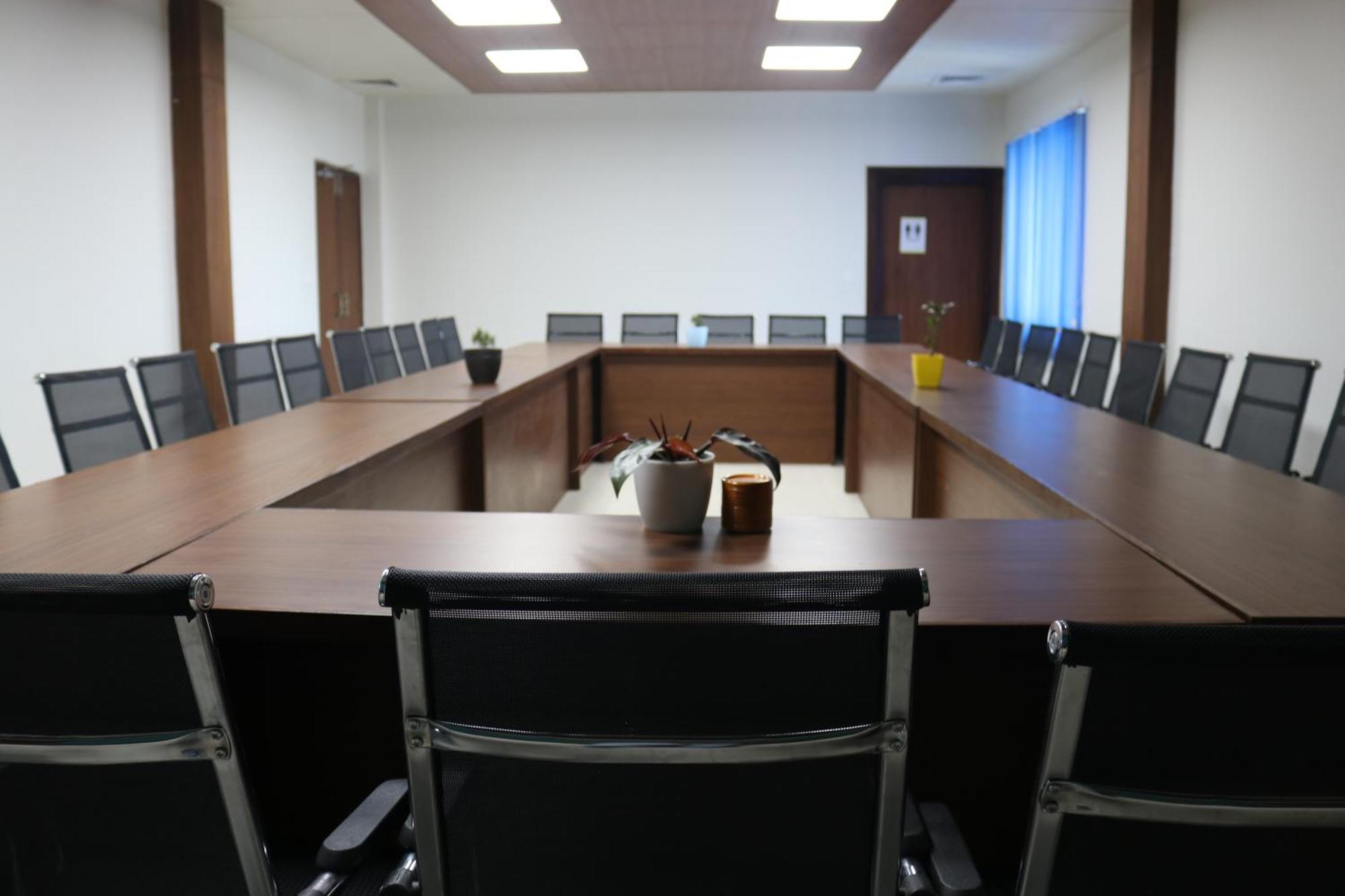 Galaxy Garden Resort Bharatpur  Ngoại thất bức ảnh